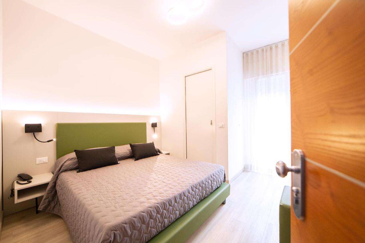 Hotel All'Orologio 3 Stelle Superior Caorle Luaran gambar